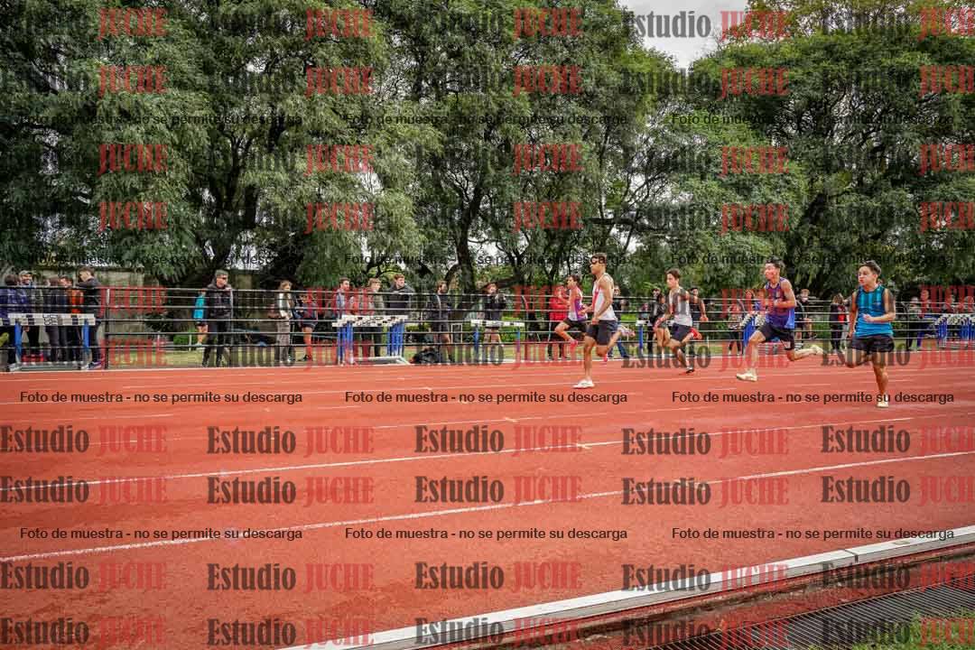 Fotos de los 100 m llanos de varones