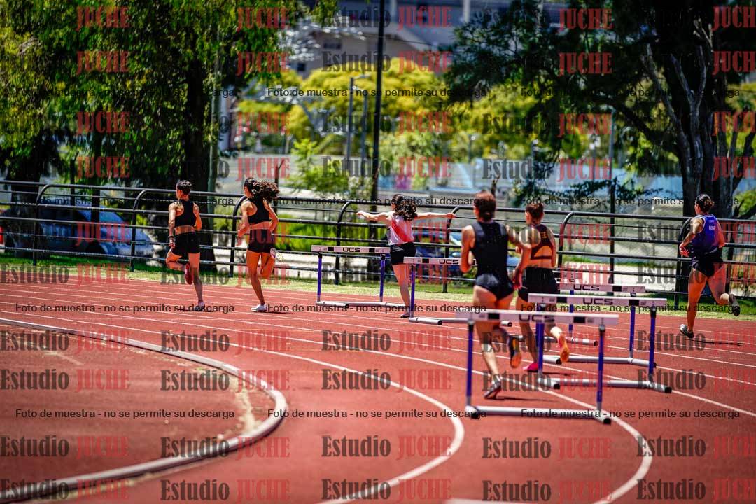 Fotos de los 400 m con vallas de mujeres