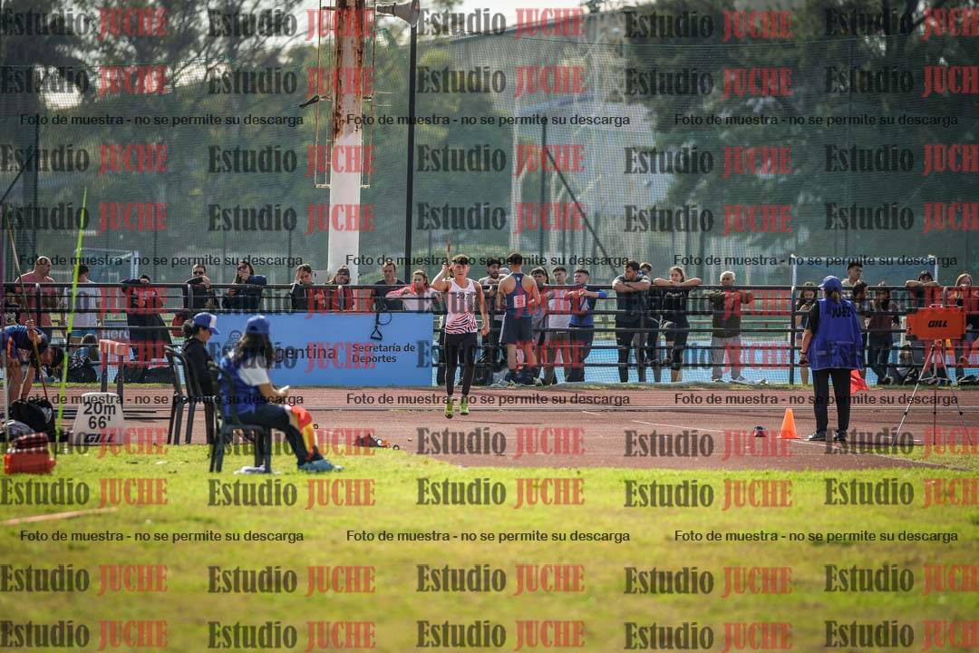 Fotos del lanzamiento de jabalina de varones