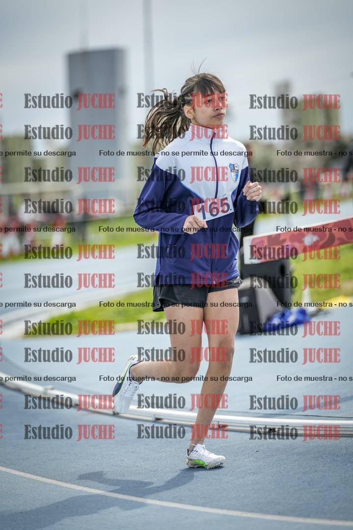 Fotos de los 800 m llanos de mujeres - U14