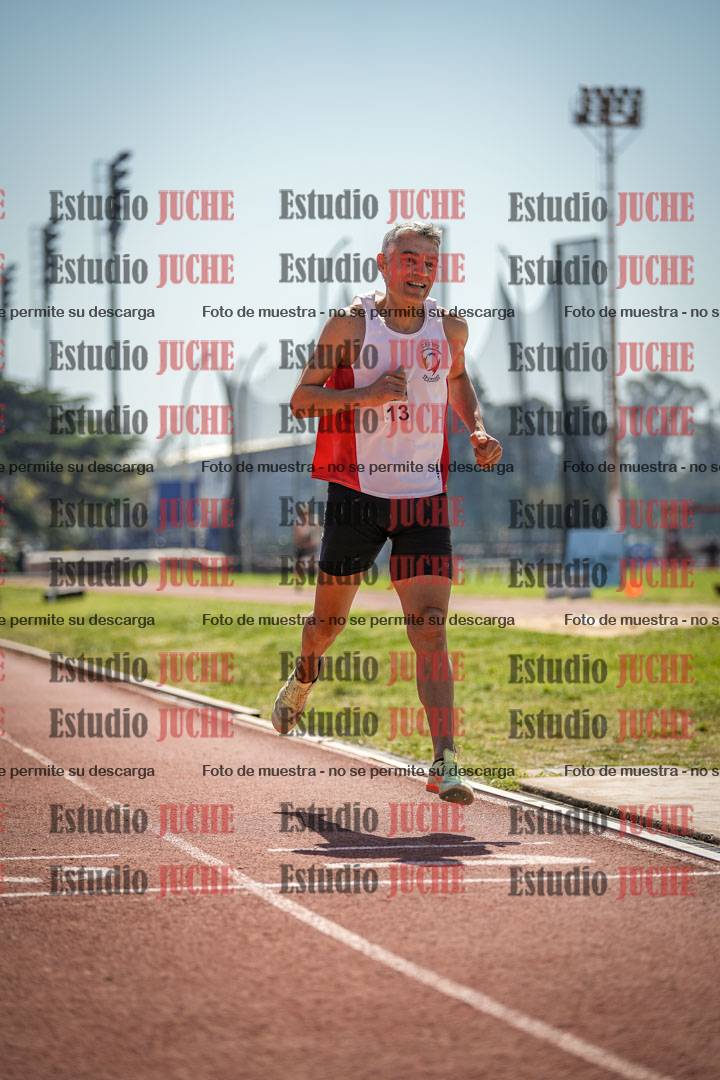 Fotos de los 800 m llanos de varones