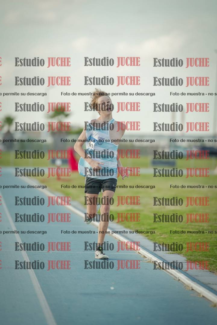 Fotos de los 800 m llanos de varones