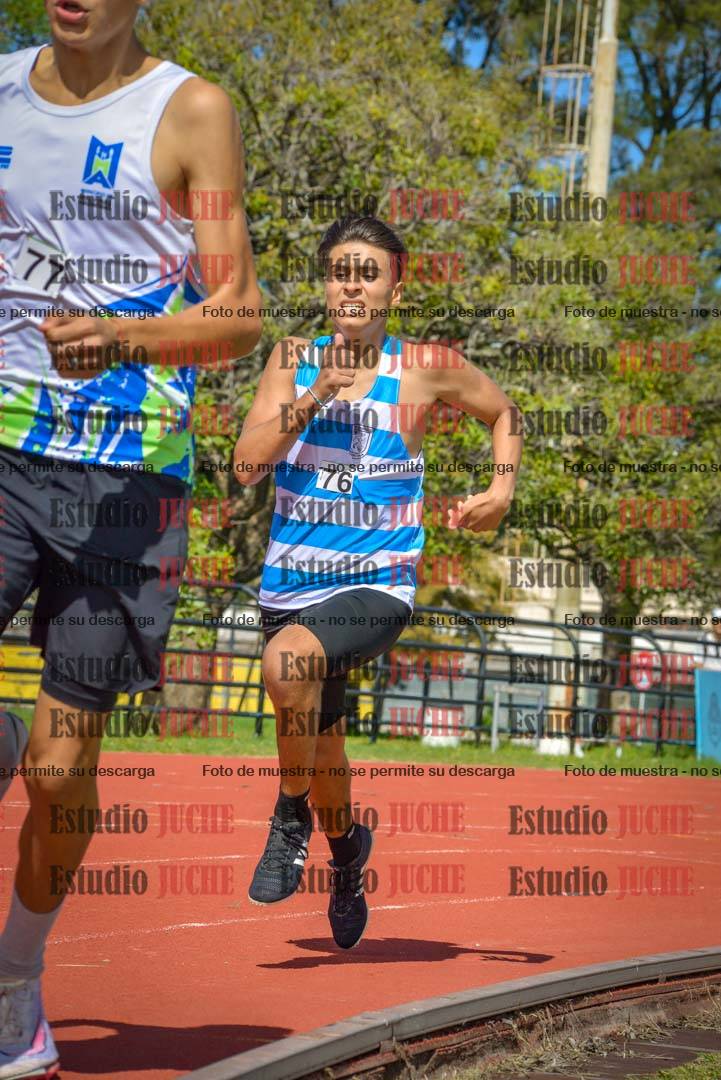 Fotos de los 600 m llanos de varones
