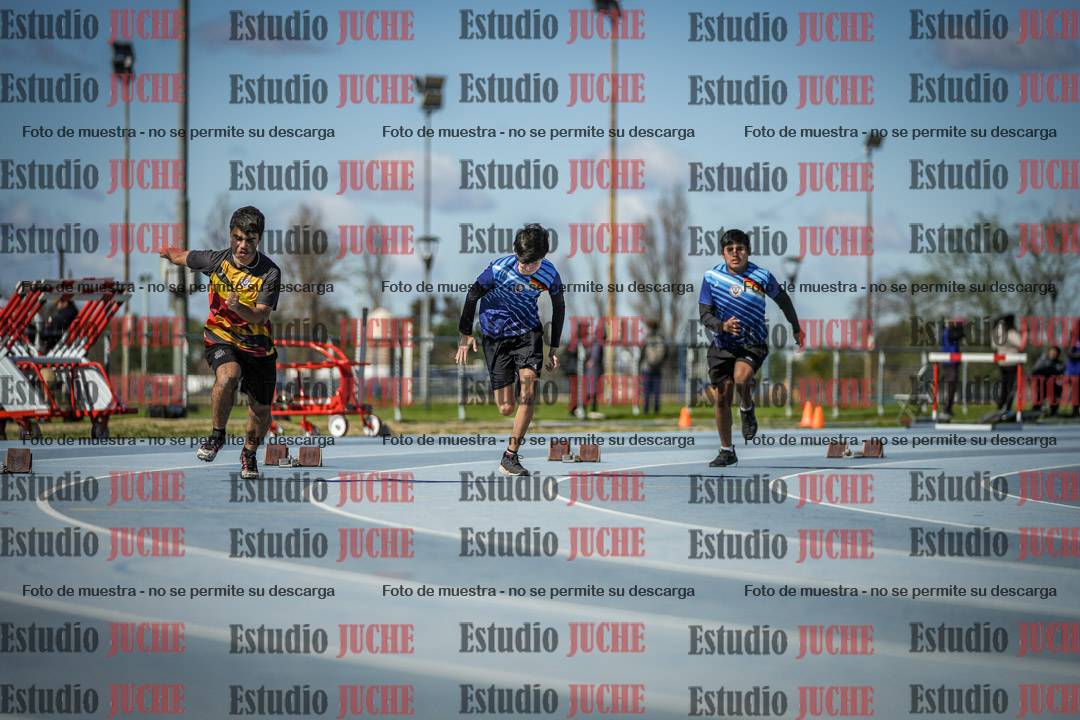 Fotos de los 200 m llanos de varones