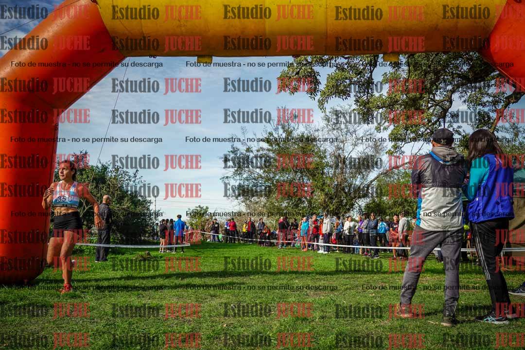 Fotos de la llegada del cross de 6000 m