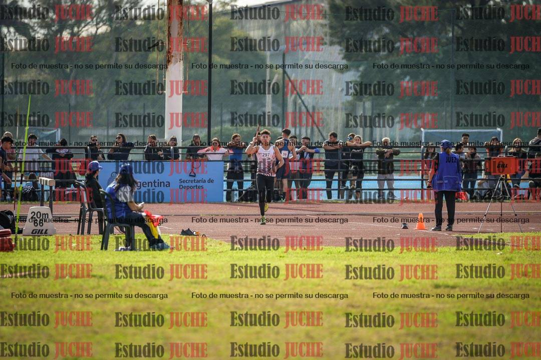 Fotos del lanzamiento de jabalina de varones