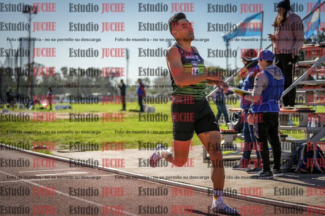Fotos de los 800 m llanos de varones