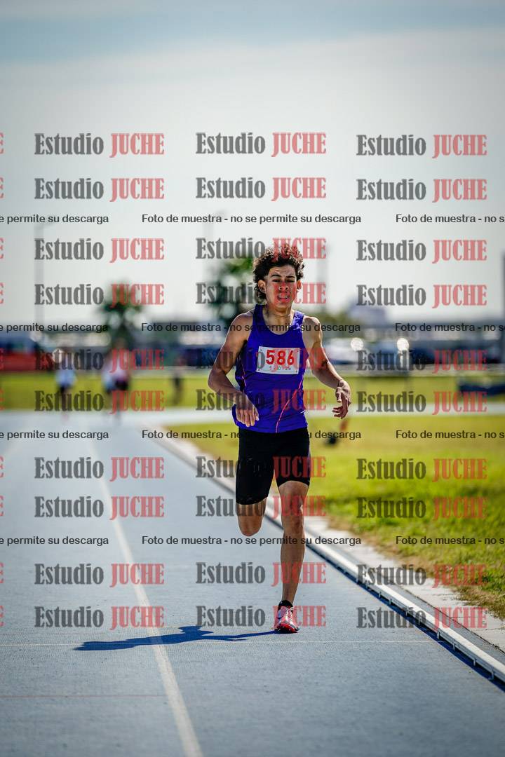 Fotos de los 800 m llanos de varones