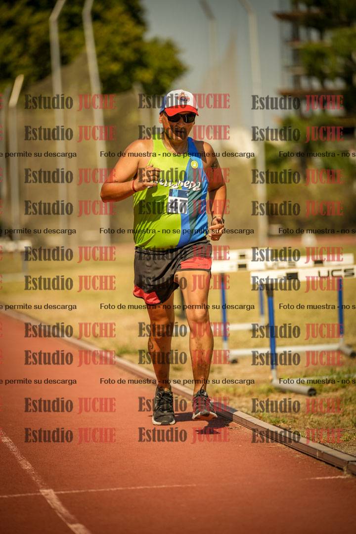 Fotos de los 3000 m llanos de varones
