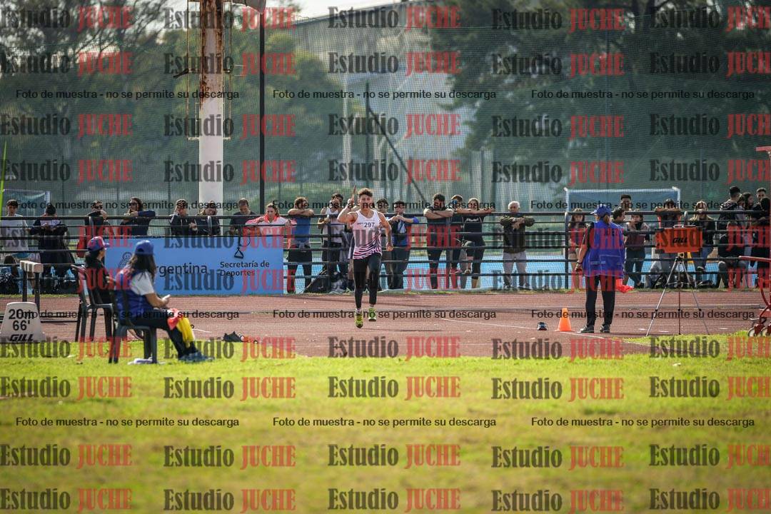 Fotos del lanzamiento de jabalina de varones