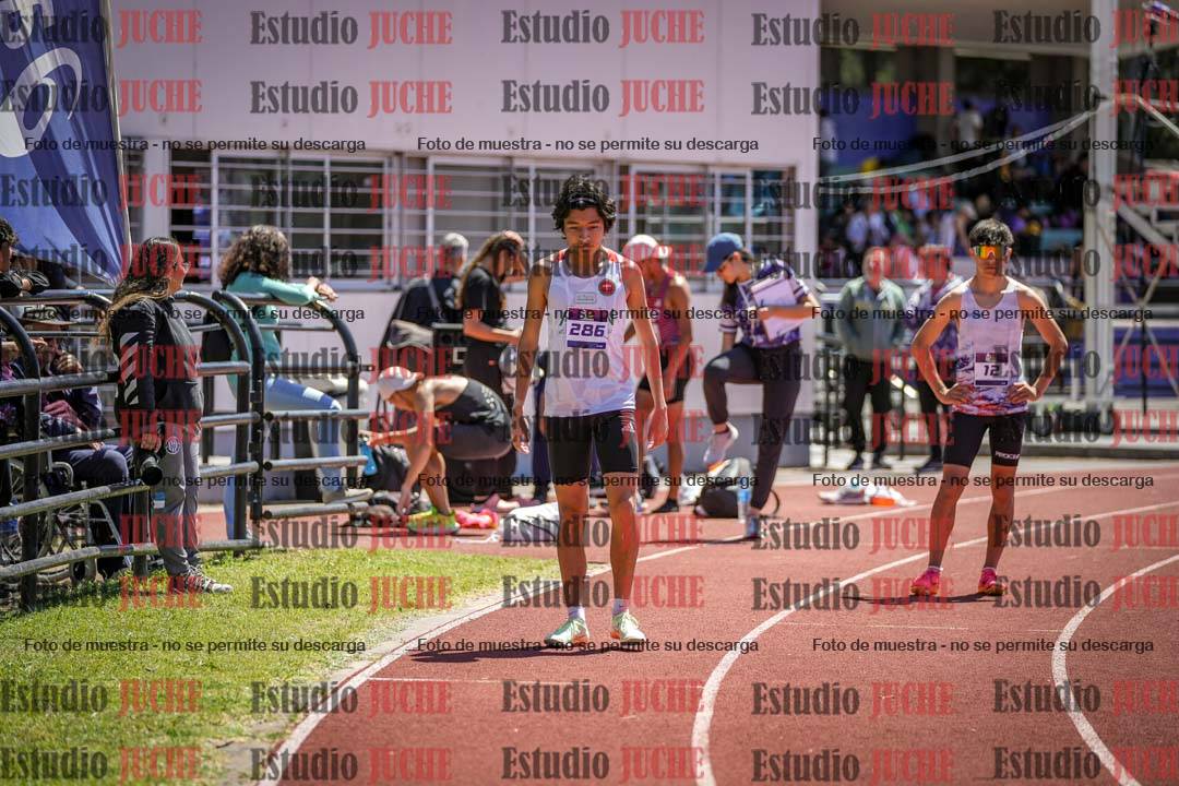 Fotos de los 800 m llanos de varones