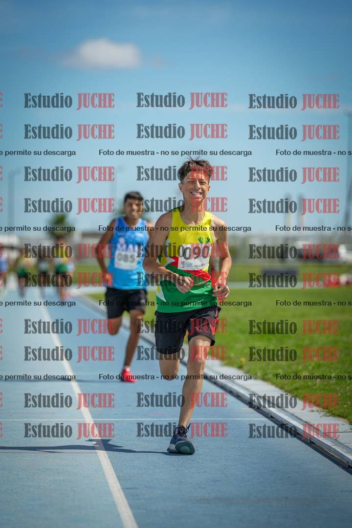 Fotos de los 1000 m llanos de varones