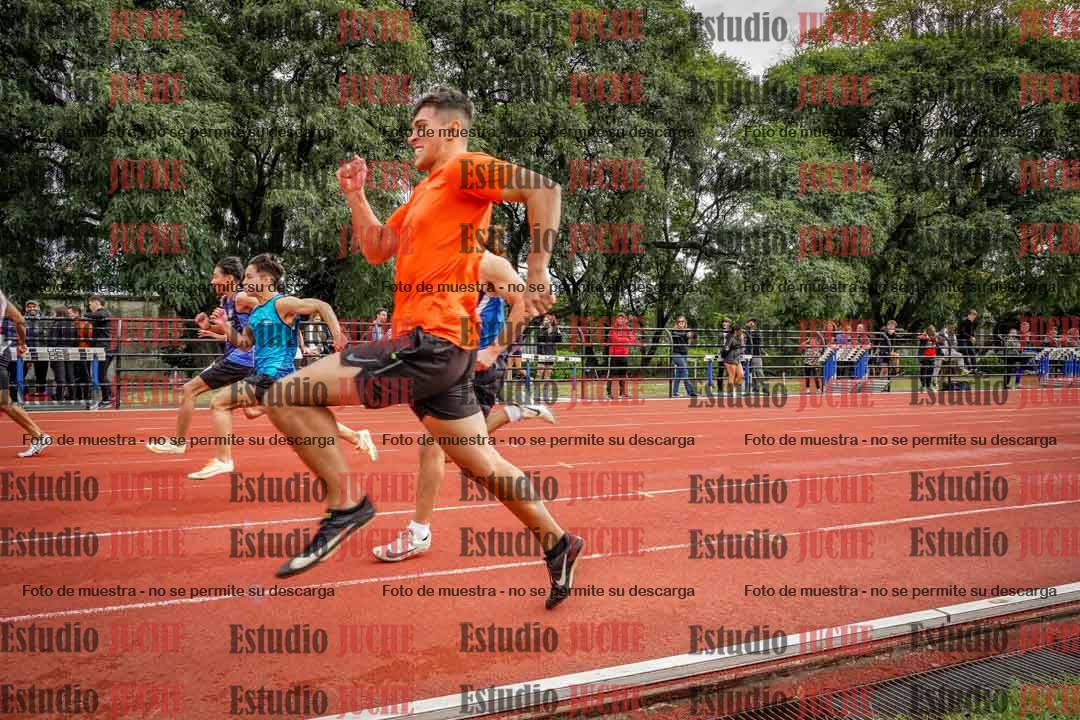 Fotos de los 100 m llanos de varones