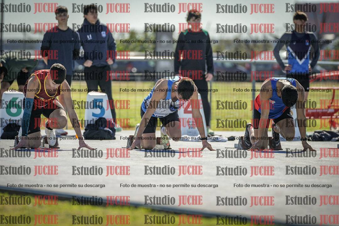 Fotos de los 100 m llanos de varones