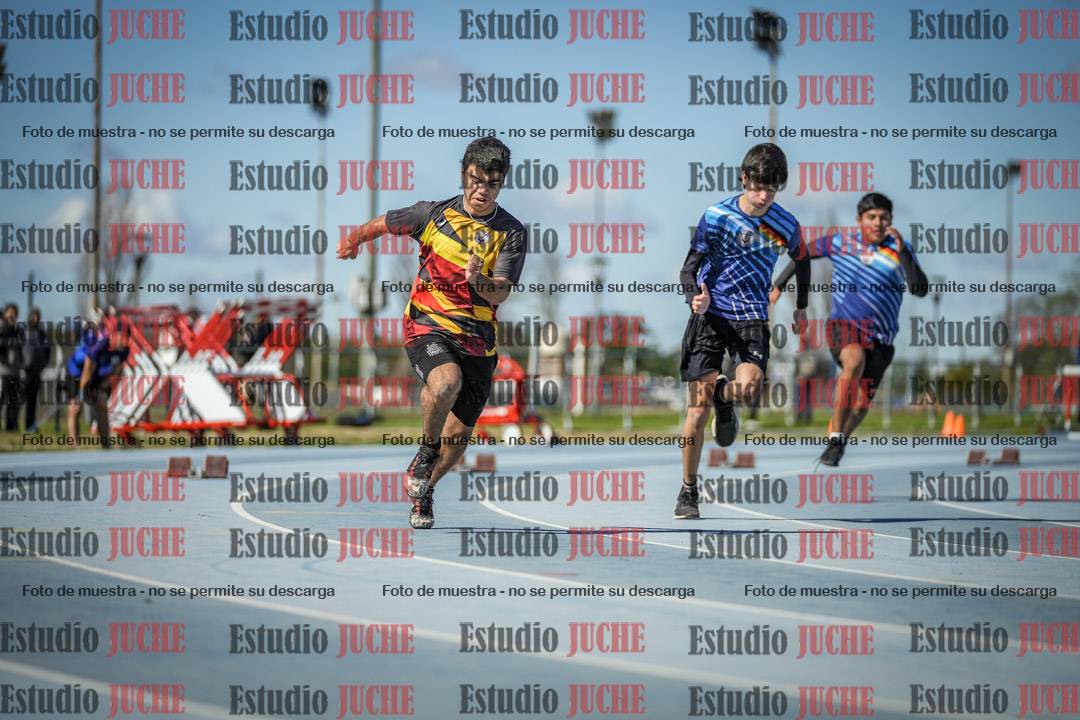Fotos de los 200 m llanos de varones