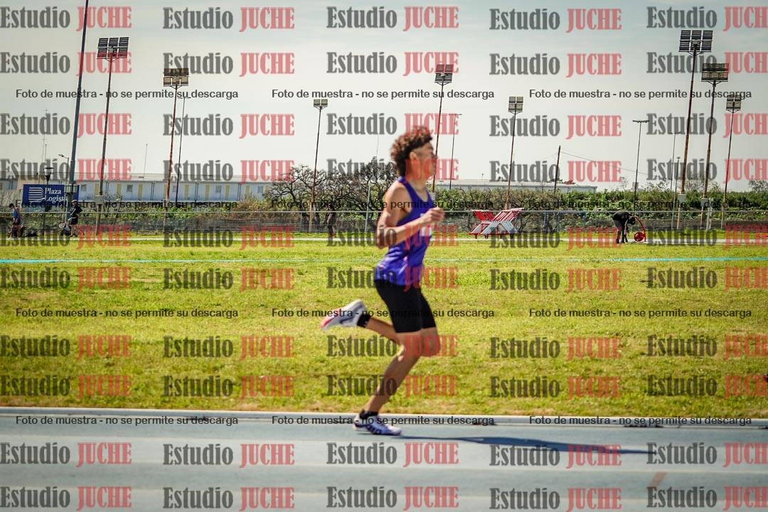Fotos de los 800 m llanos de varones