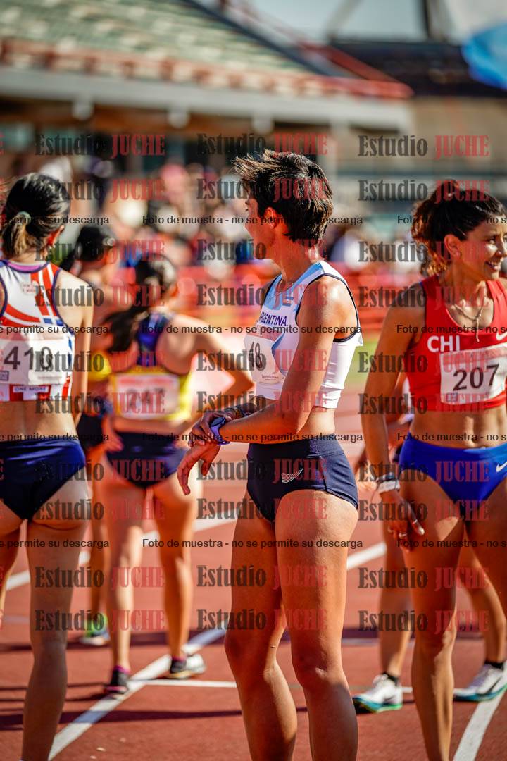 Fotos de algunos extras y podios del día 1