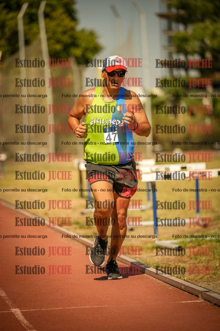 Fotos de los 3000 m llanos de varones