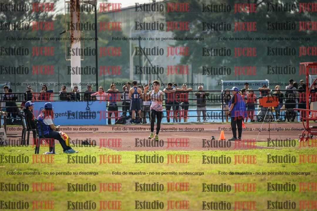 Fotos del lanzamiento de jabalina de varones
