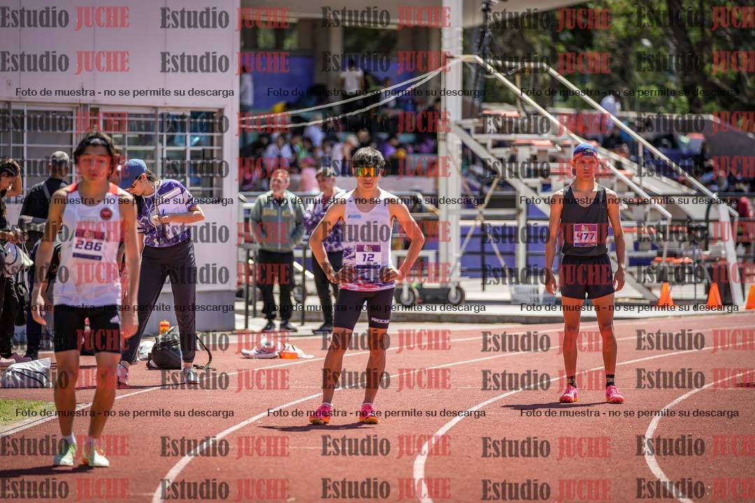 Fotos de los 800 m llanos de varones