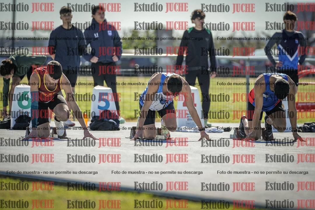 Fotos de los 100 m llanos de varones