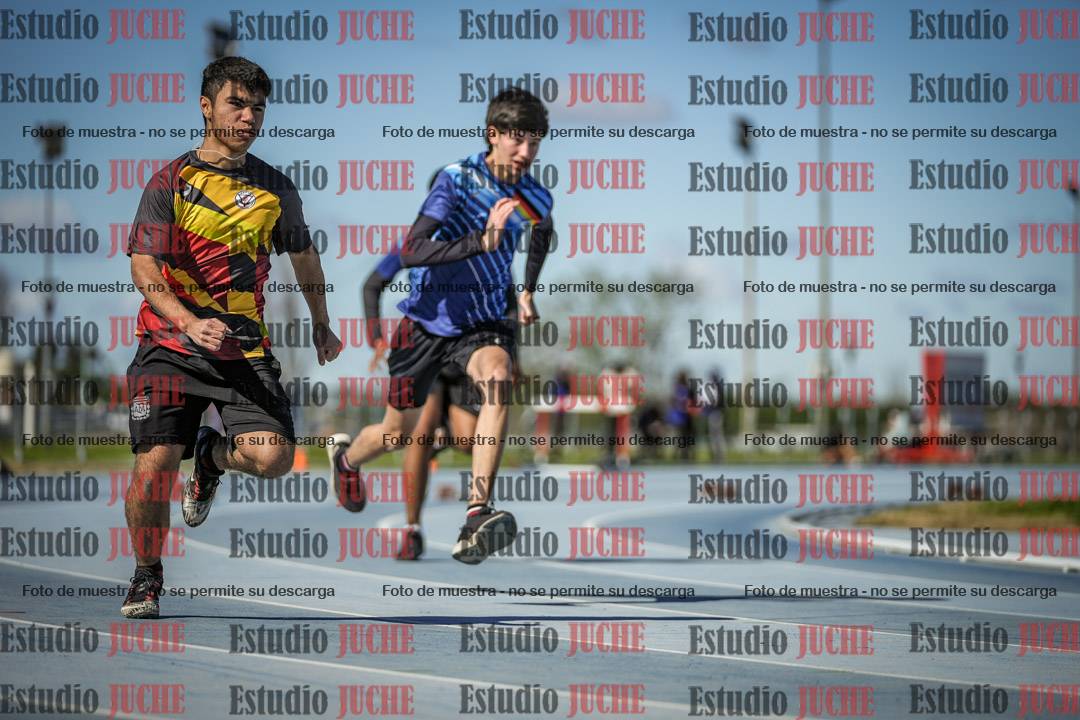 Fotos de los 200 m llanos de varones
