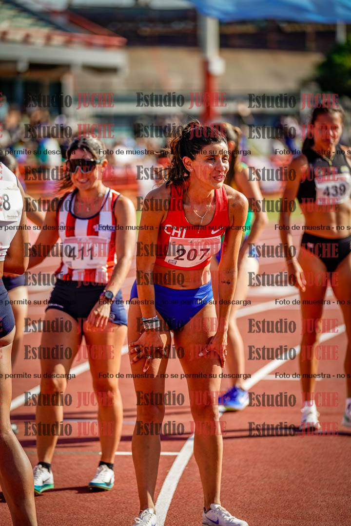 Fotos de algunos extras y podios del día 1