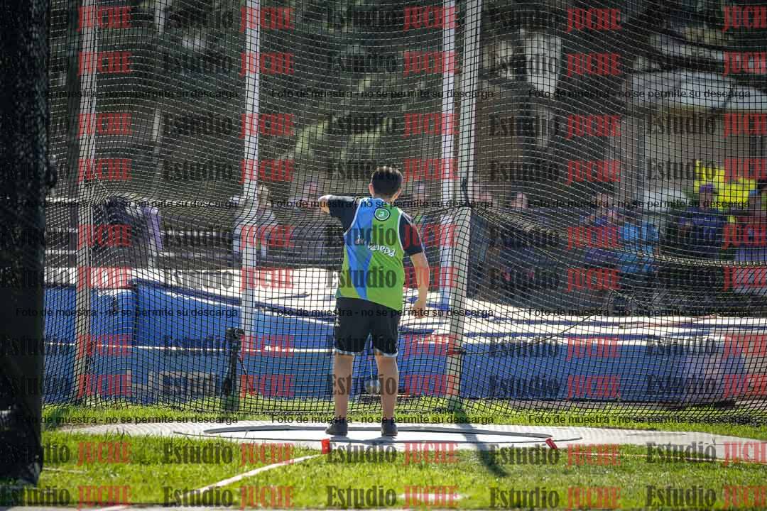 Fotos del lanzamiento de martillo de varones