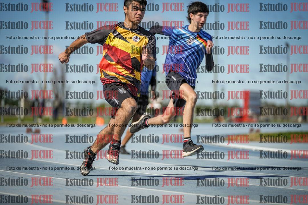 Fotos de los 200 m llanos de varones