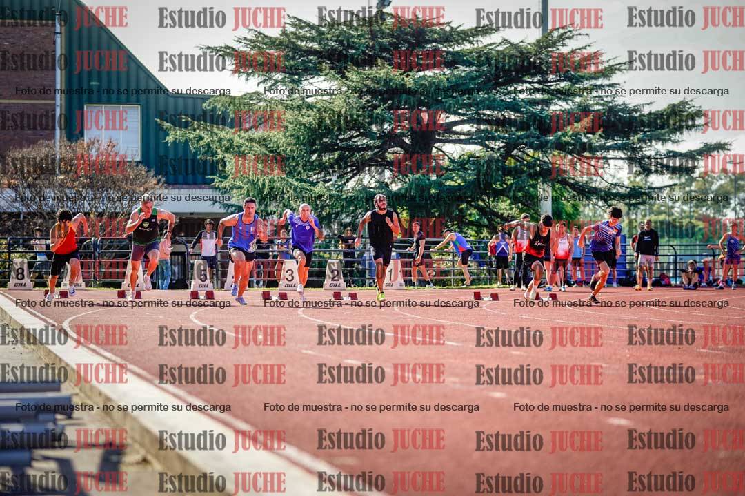 Fotos de los 100 m llanos de varones