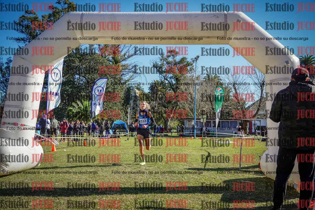 Fotos de la llegada del cross de 6000 m