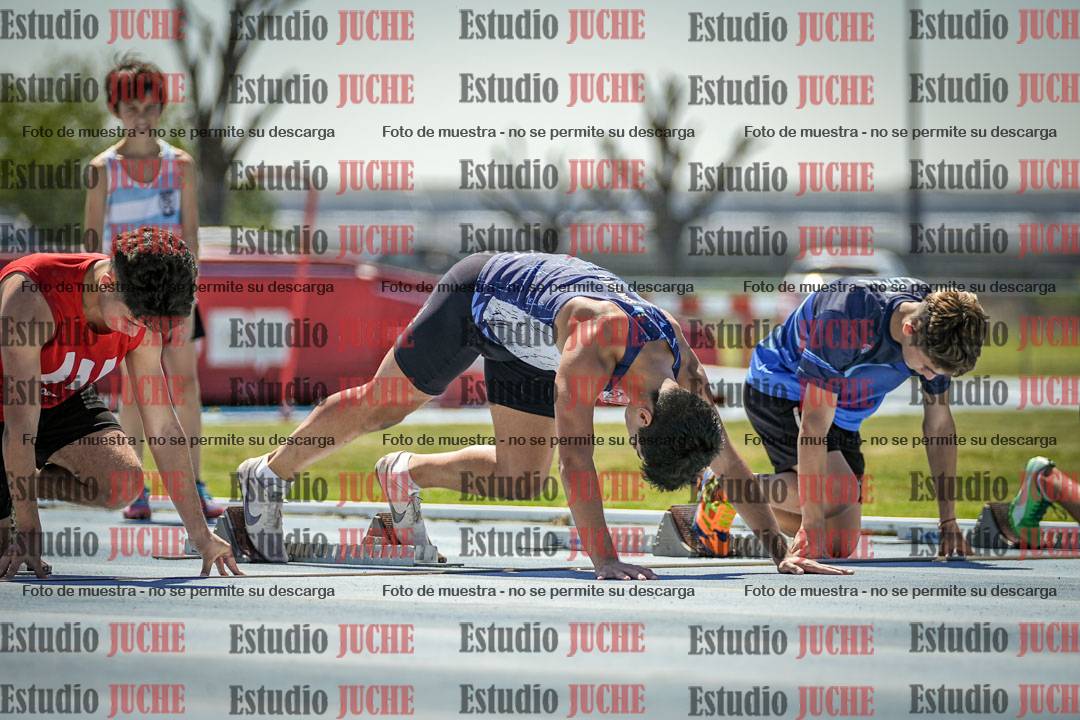 Fotos de los 80 m llanos de varones
