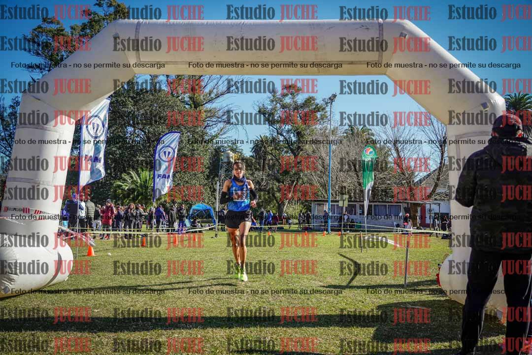 Fotos de la llegada del cross de 6000 m