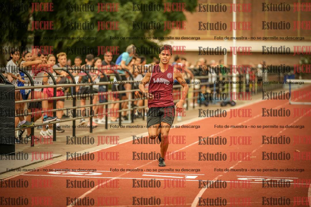 Fotos de los 400 m con vallas de varones