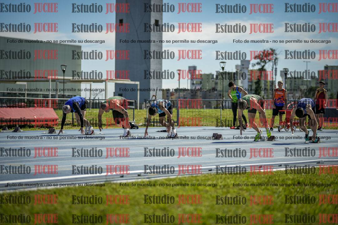 Fotos de los 100 m llanos de varones