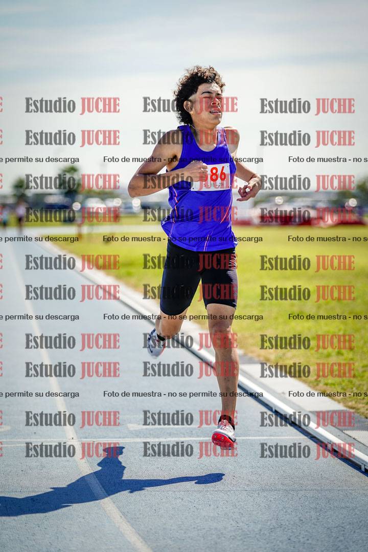 Fotos de los 800 m llanos de varones