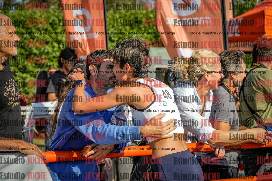 Fotos de algunos extras y podios del día 1