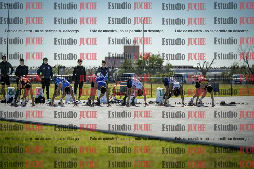 Fotos de los 100 m llanos de varones
