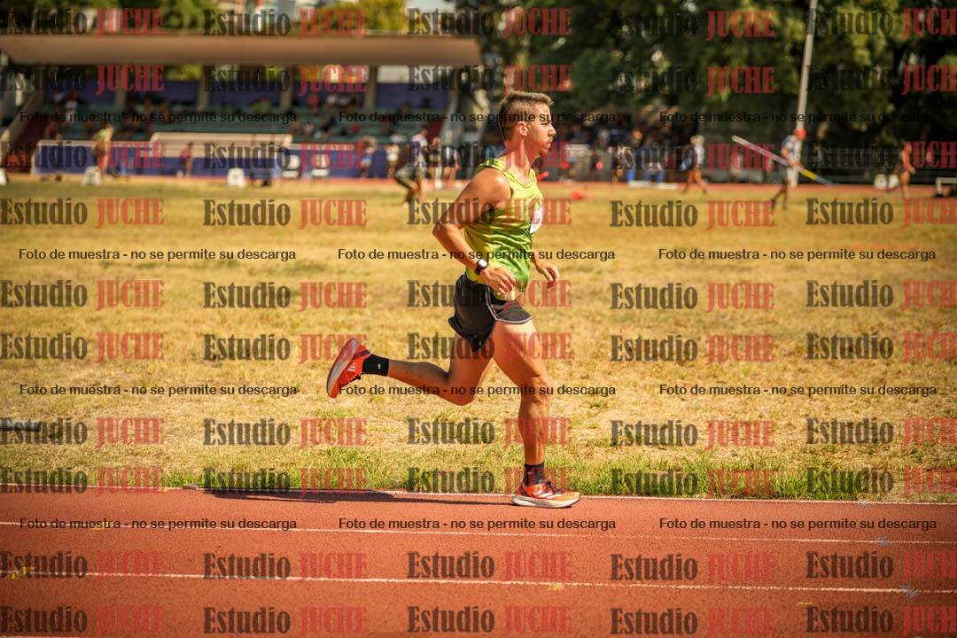 Fotos de los 3000 m llanos de varones