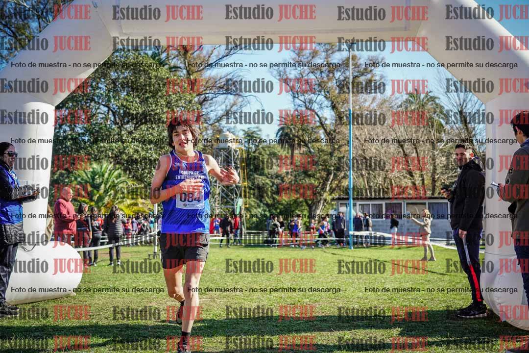 Fotos de la llegada del cross de 3000 m