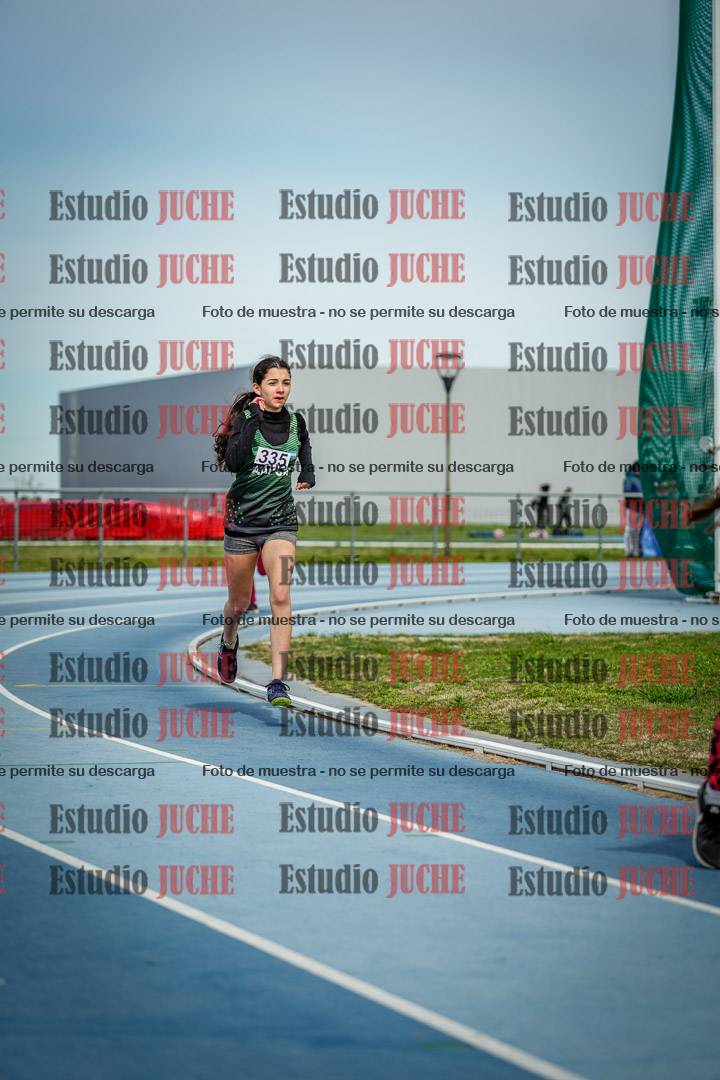 Fotos de los 800 m llanos de mujeres - U14