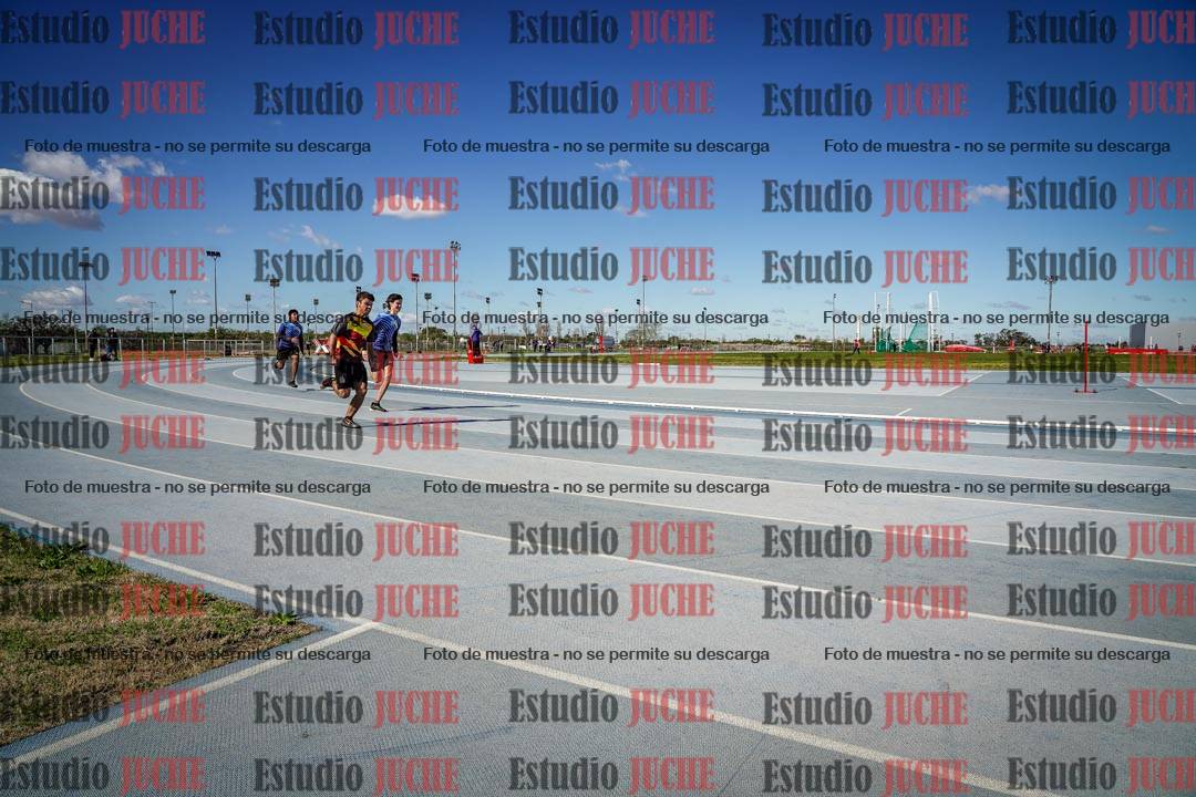 Fotos de los 200 m llanos de varones