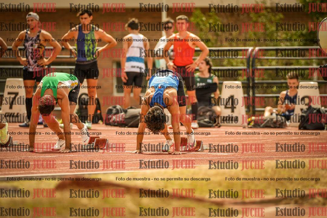 Fotos de los 100 m llanos de varones