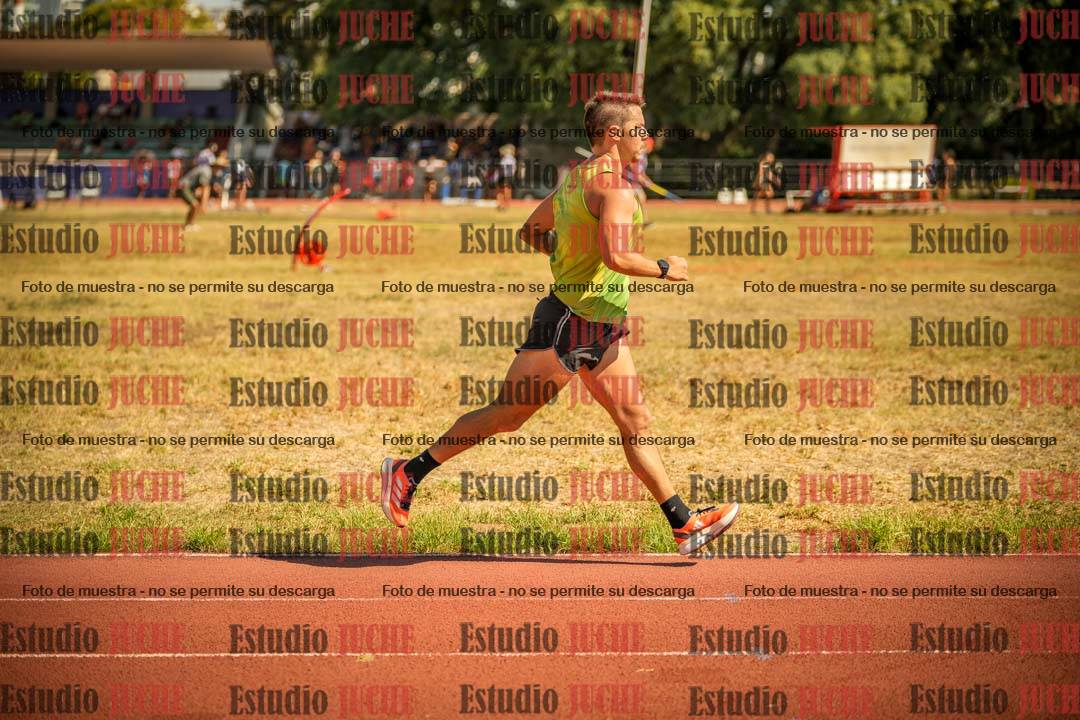 Fotos de los 3000 m llanos de varones