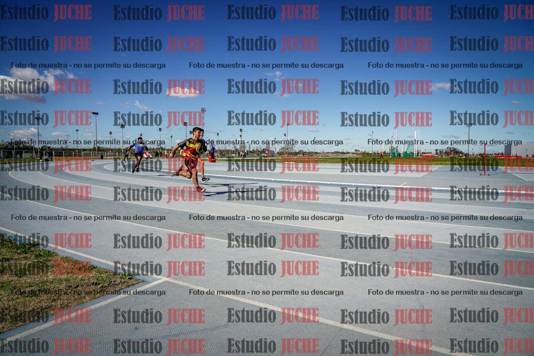 Fotos de los 200 m llanos de varones