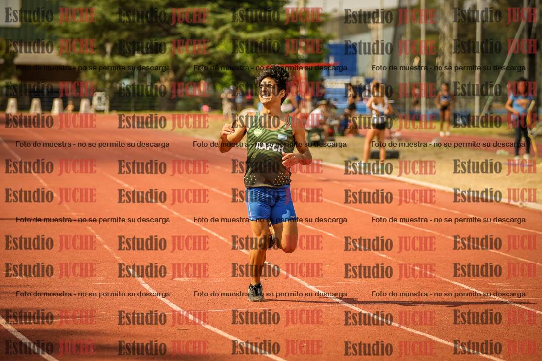 Fotos de los 400 m llanos de varones