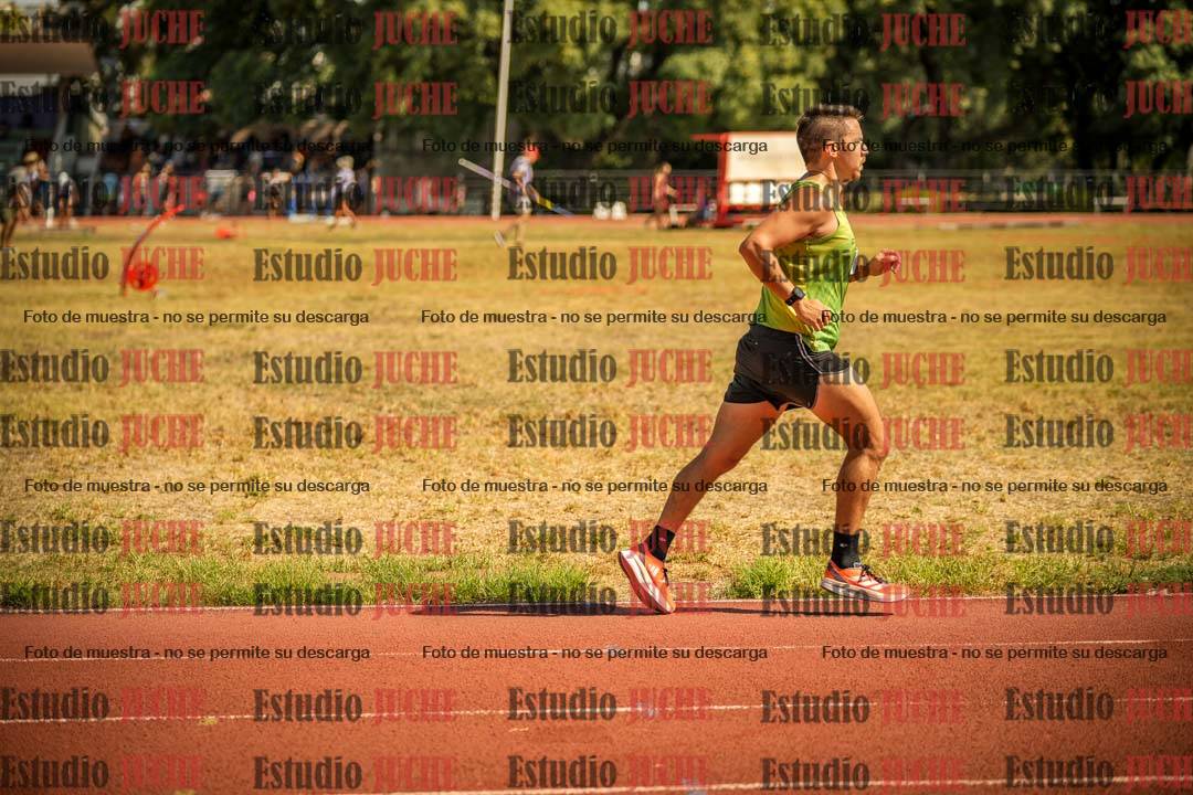 Fotos de los 3000 m llanos de varones