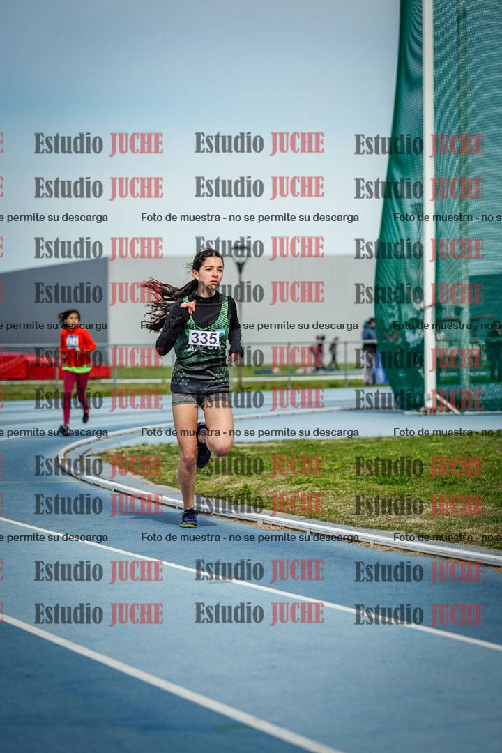 Fotos de los 800 m llanos de mujeres - U14