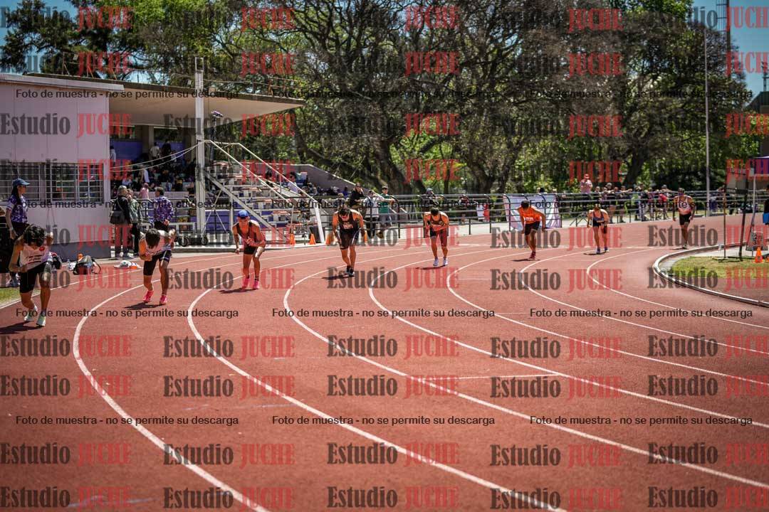 Fotos de los 800 m llanos de varones