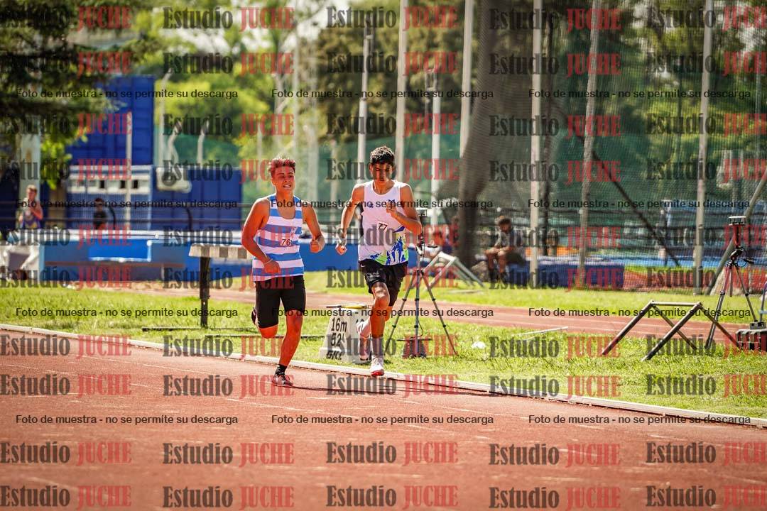 Fotos de los 600 m llanos de varones